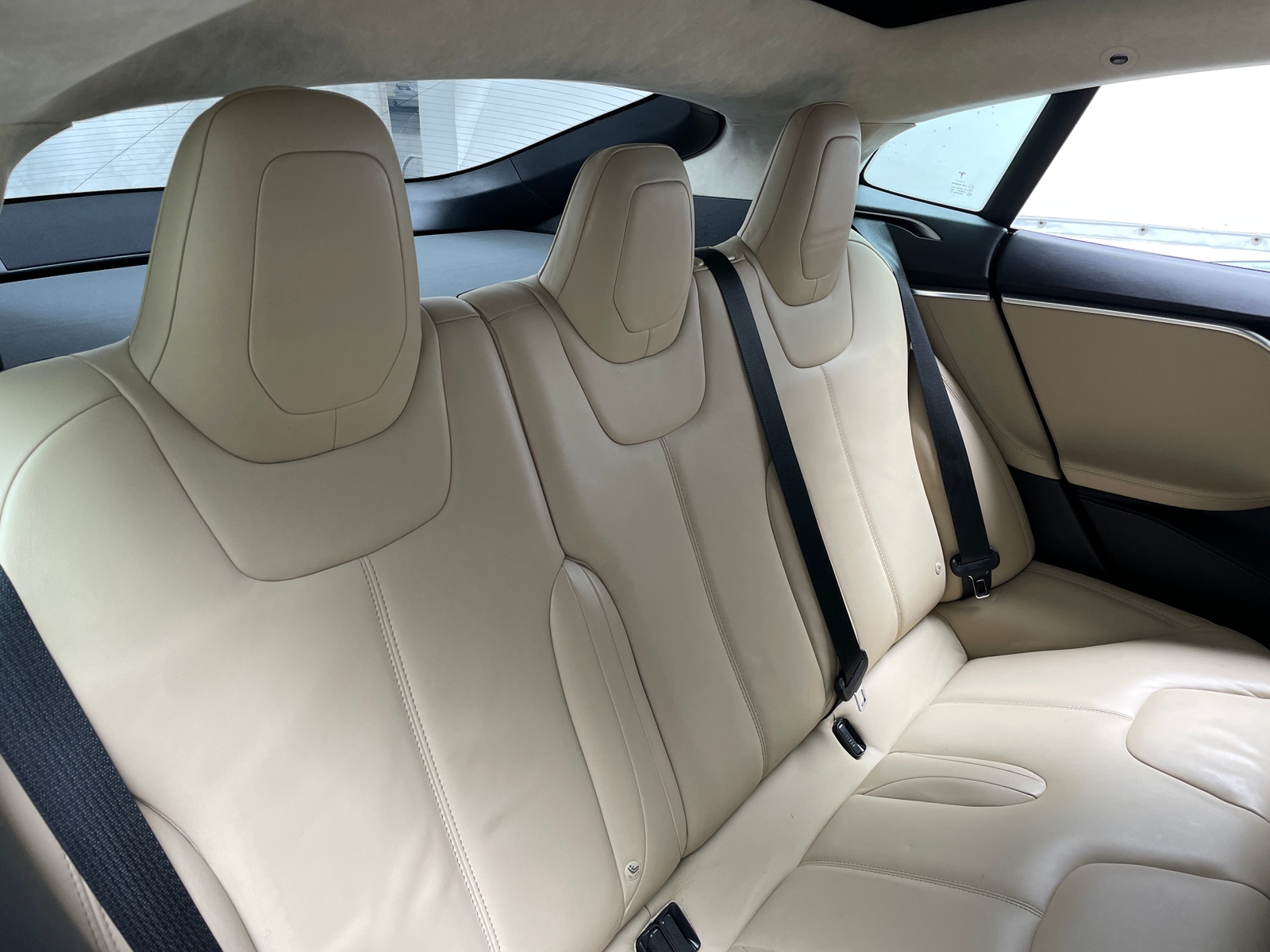 Thumbnail: 2016 Tesla Model S - 5