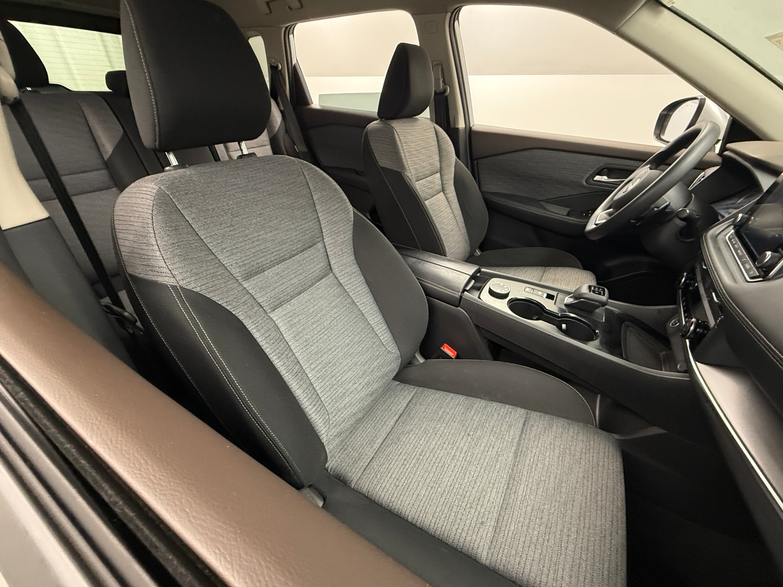 Thumbnail: 2023 Nissan Rogue - 2