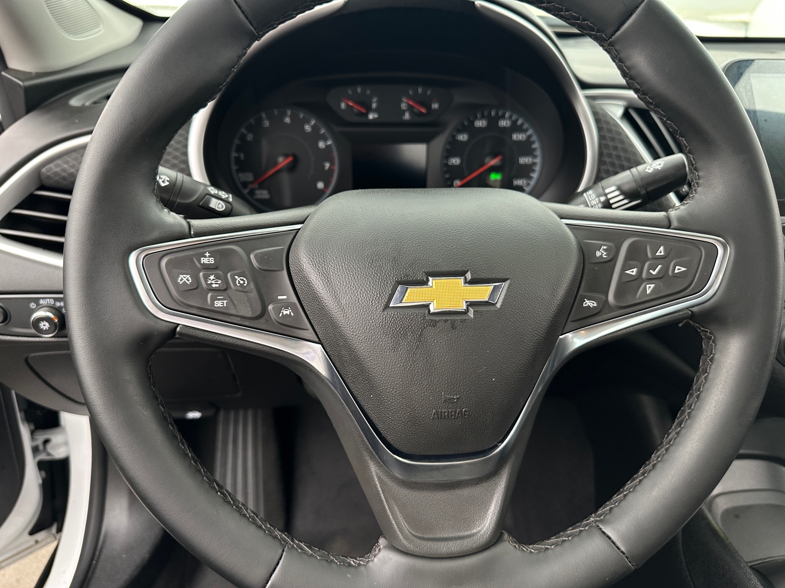 Thumbnail: 2025 Chevrolet Malibu - 5