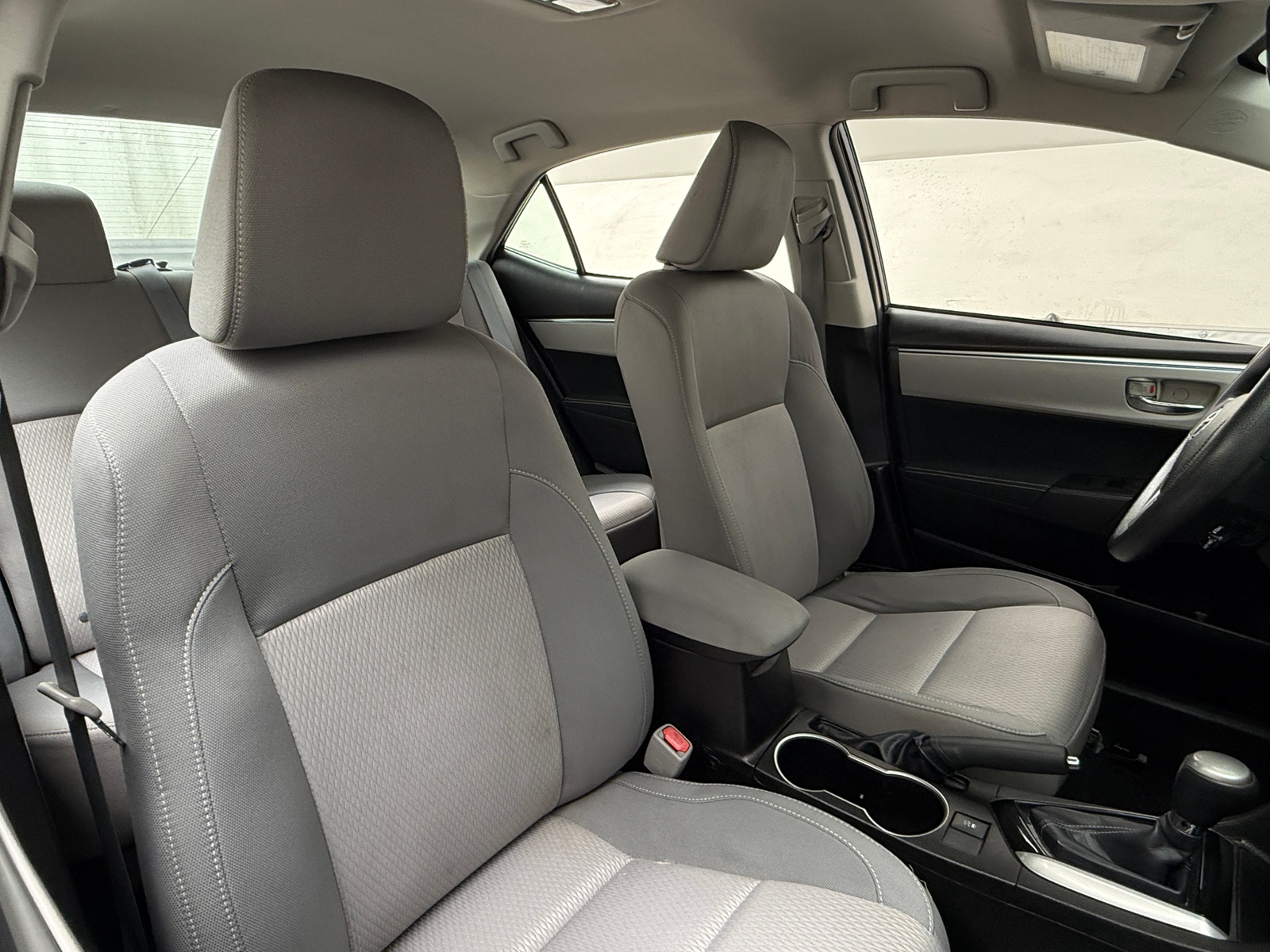 Thumbnail: 2015 Toyota Corolla - 2