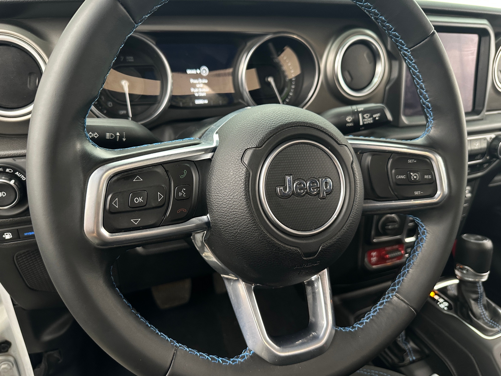Thumbnail: 2022 Jeep Wrangler - 5