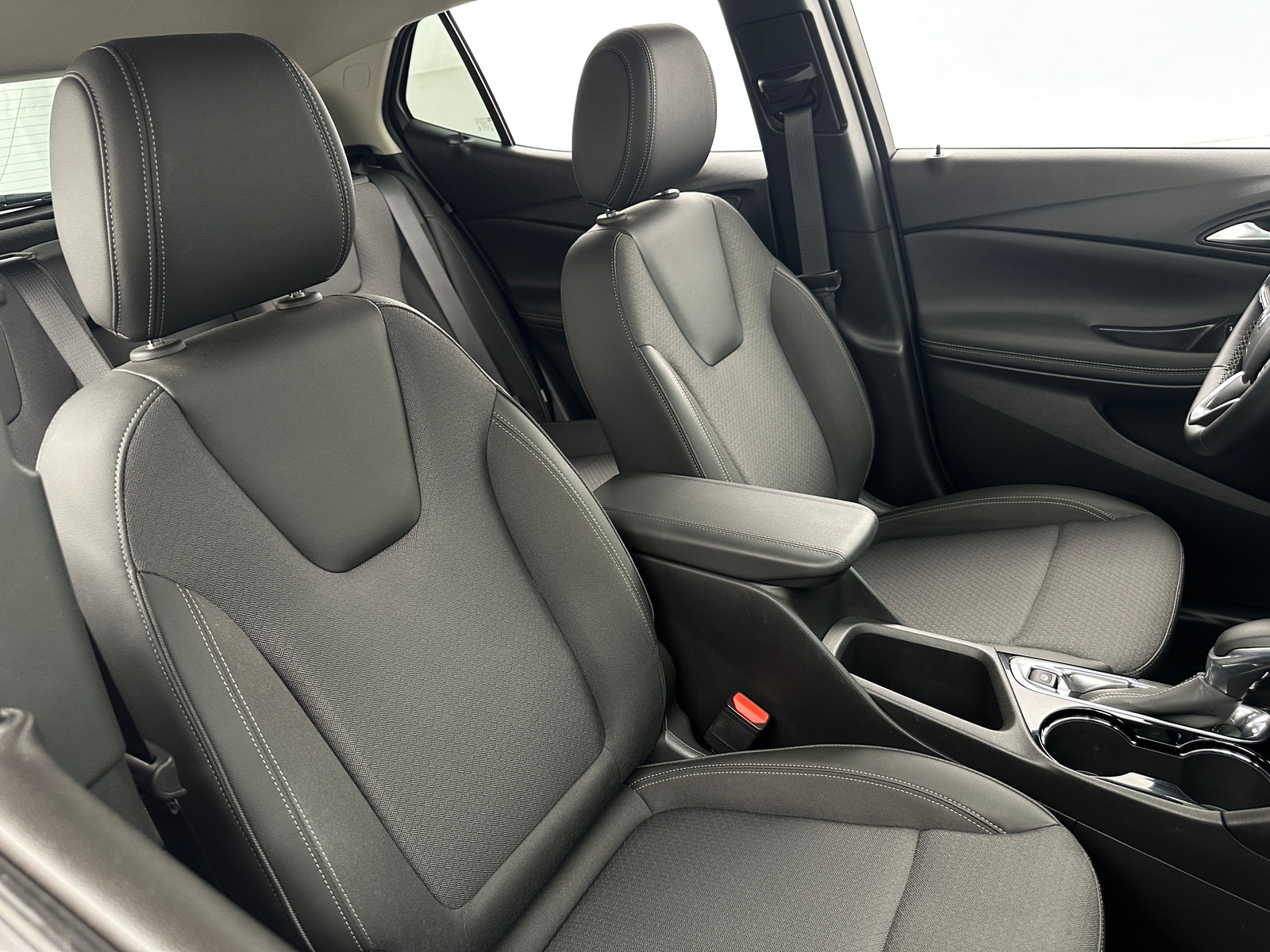 Thumbnail: 2024 Buick Encore GX - 2