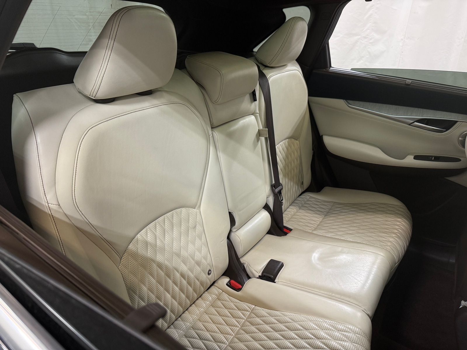Thumbnail: 2019 INFINITI QX50 - 5