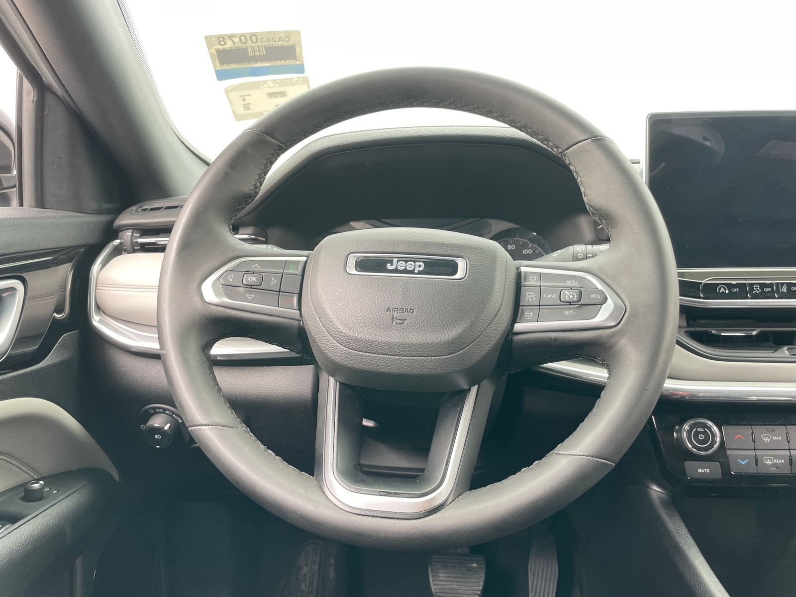 Thumbnail: 2023 Jeep Compass - 4