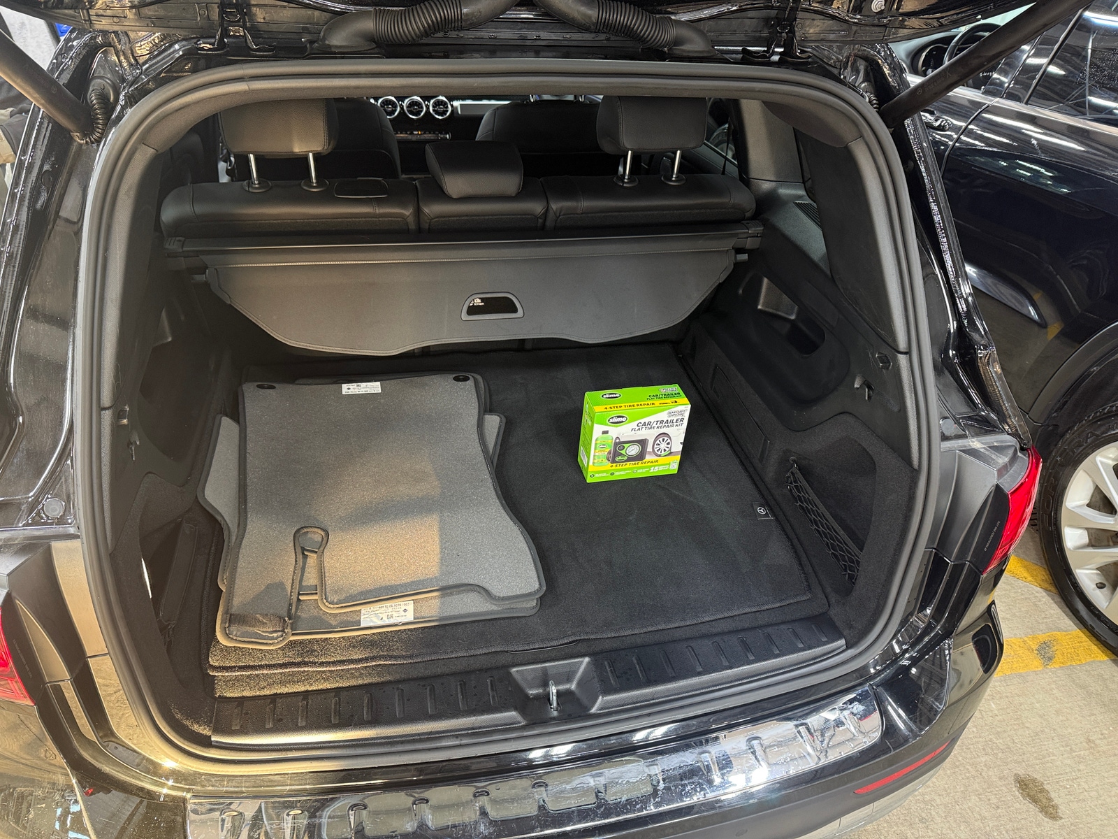 Thumbnail: 2024 Mercedes-Benz GLB - 6