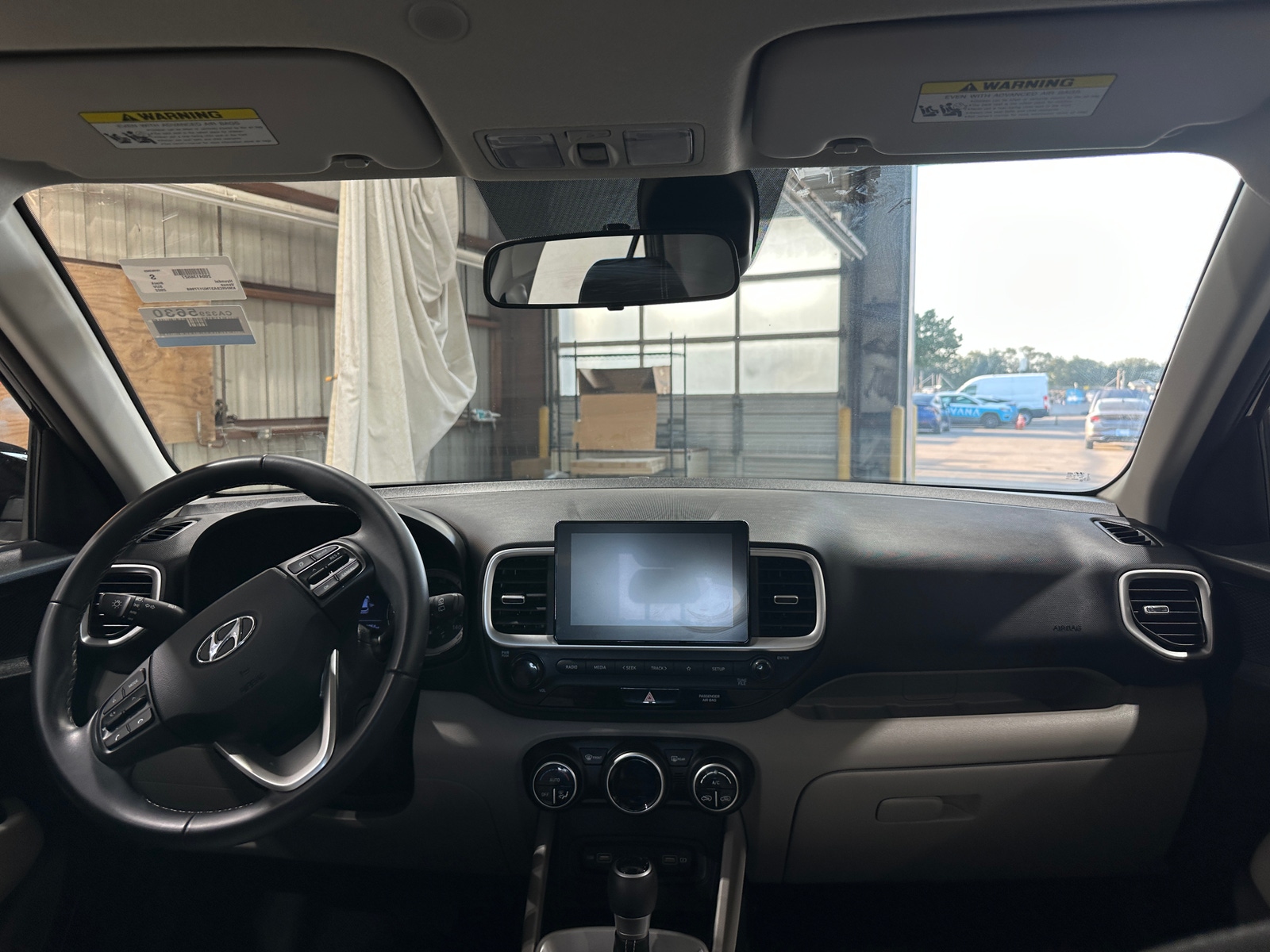 Thumbnail: 2022 Hyundai Venue - 3