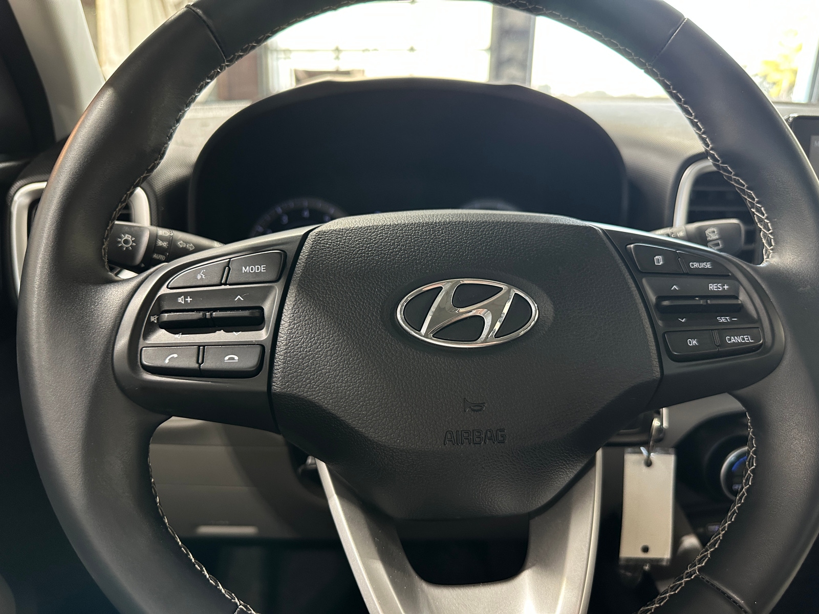 Thumbnail: 2022 Hyundai Venue - 5