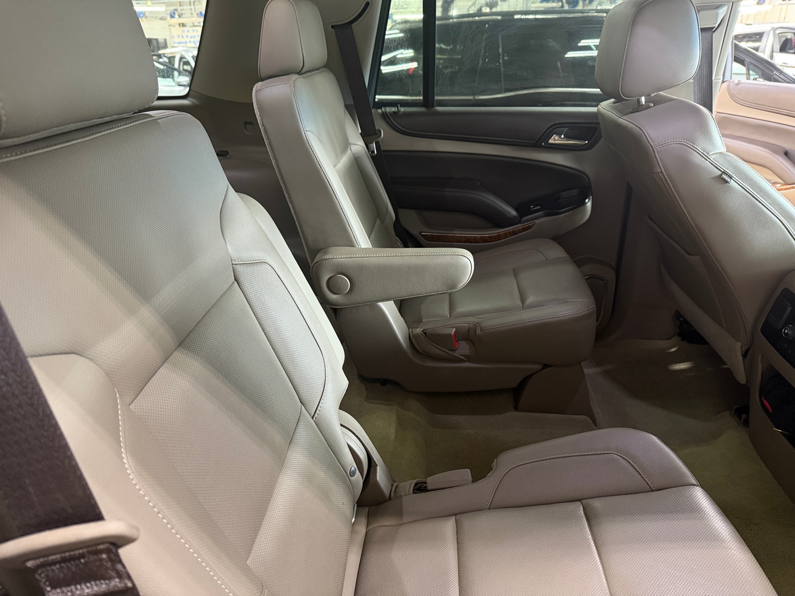 Thumbnail: 2018 Chevrolet Tahoe - 5