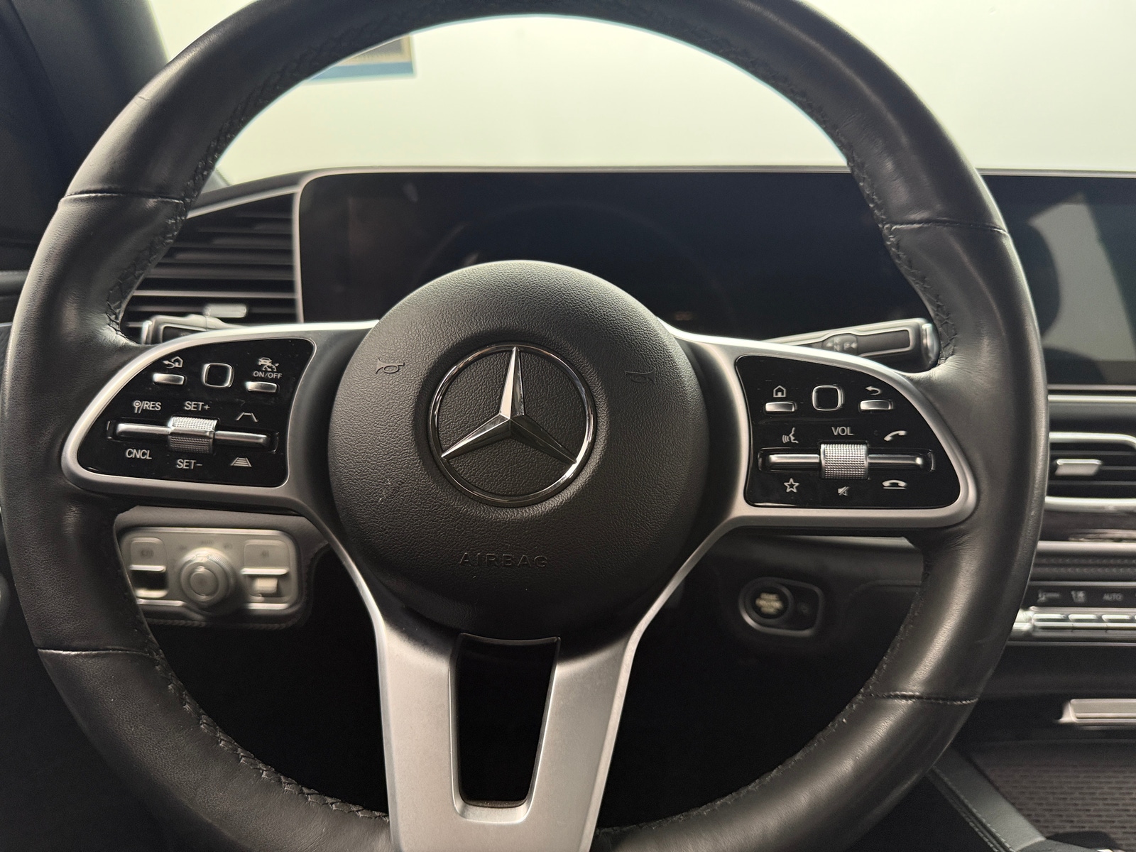 Thumbnail: 2020 Mercedes-Benz GLE - 4