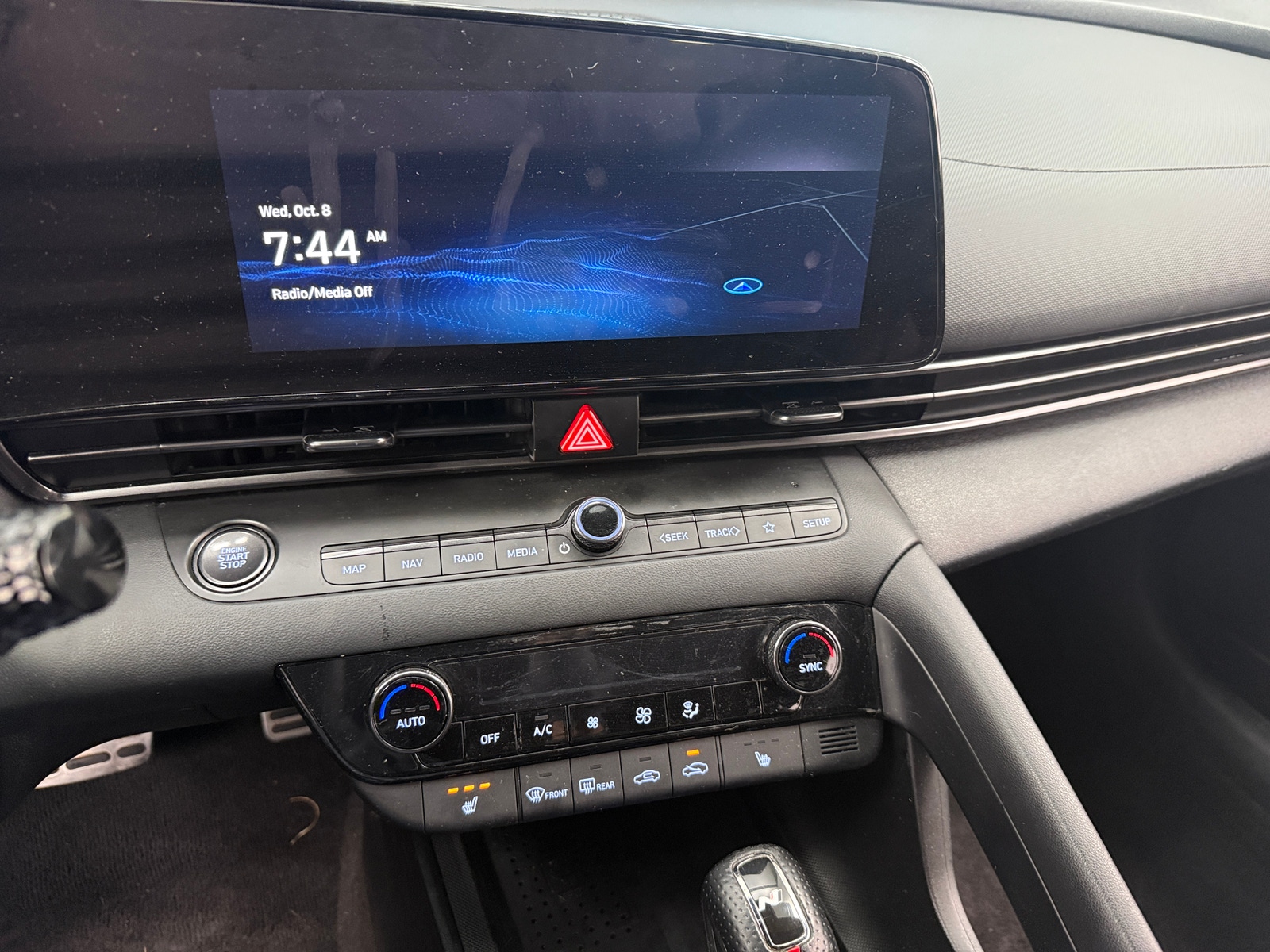 Thumbnail: 2023 Hyundai Elantra - 3