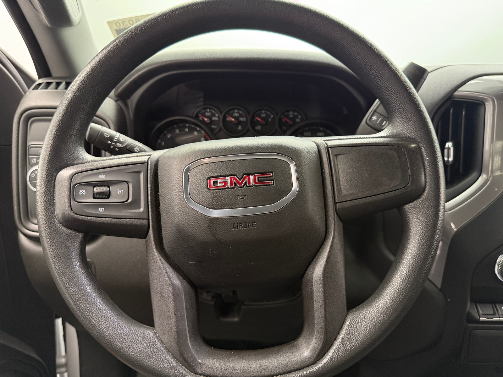 Thumbnail: 2022 GMC Sierra 1500 - 4