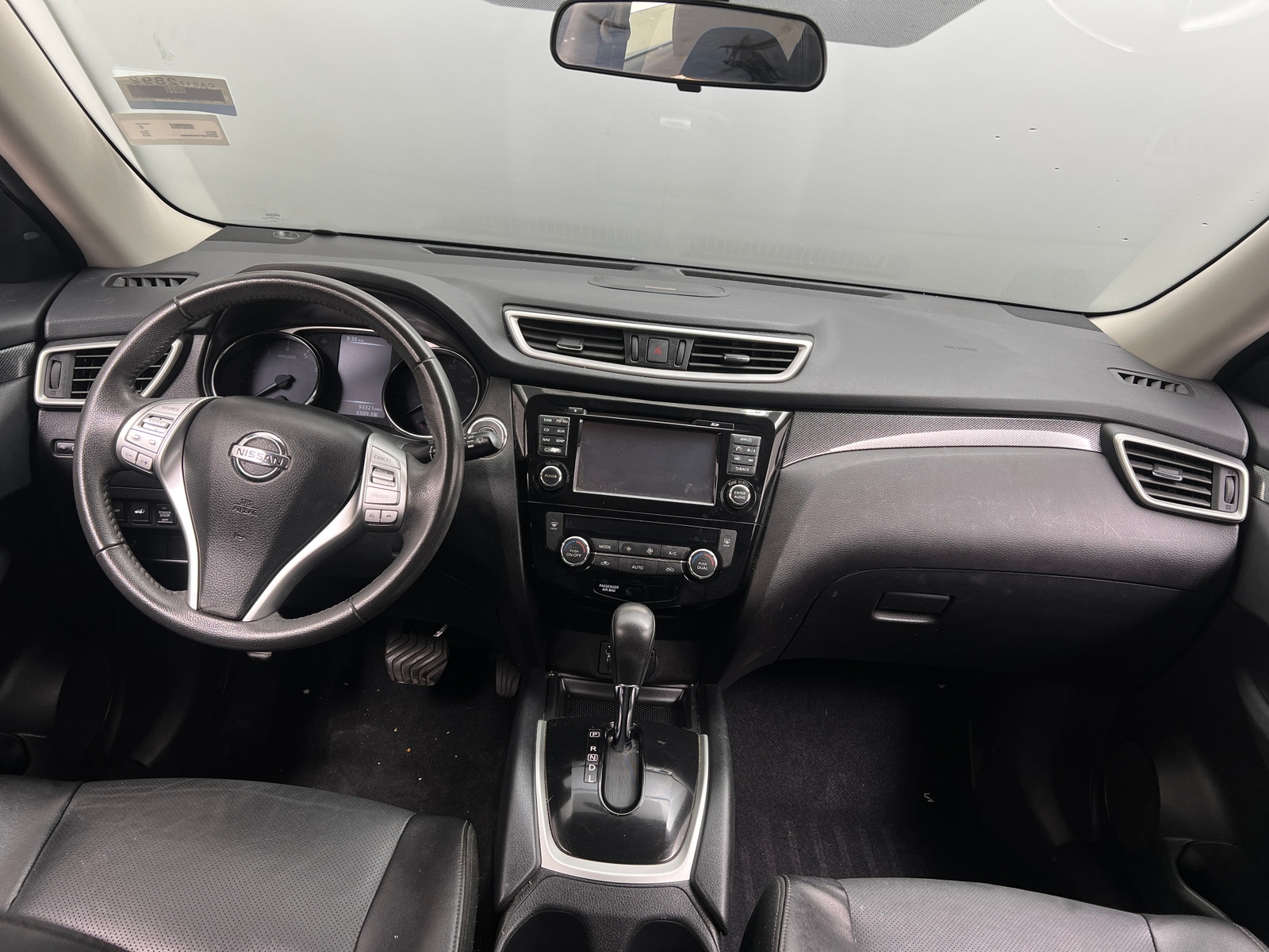 Thumbnail: 2016 Nissan Rogue - 2