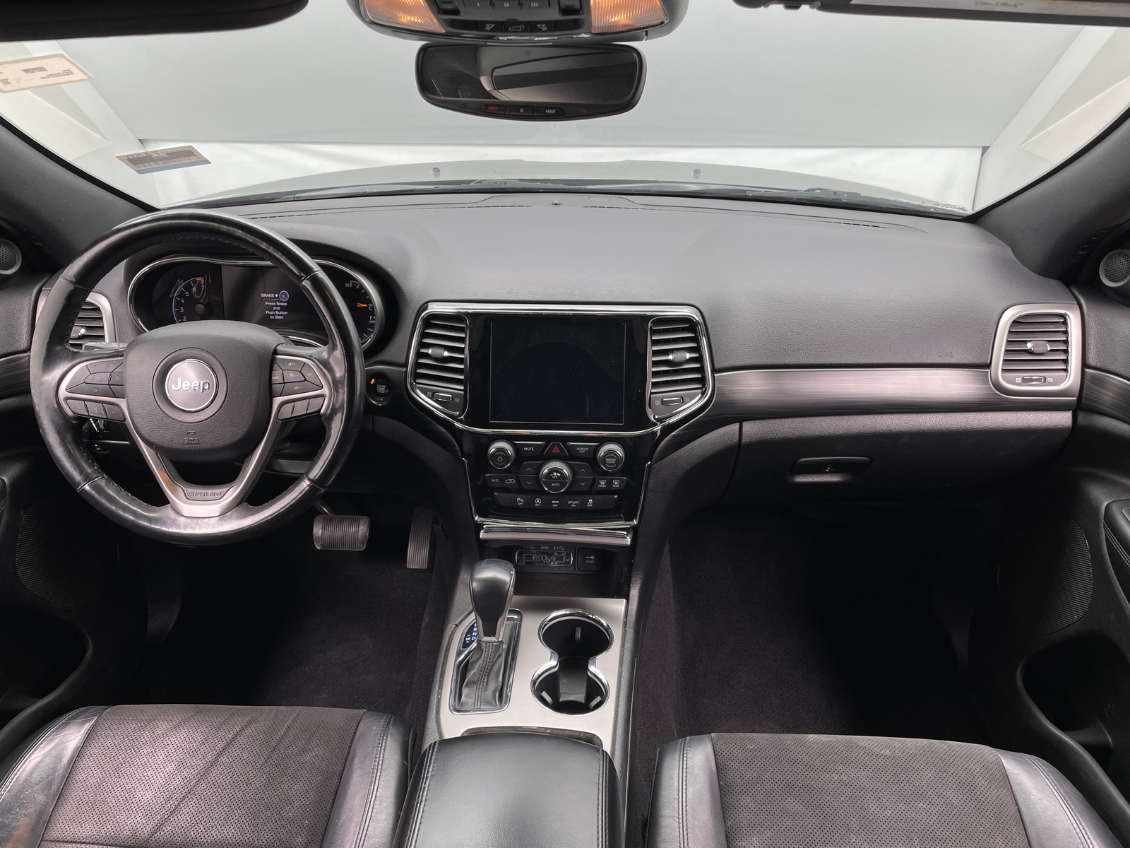 Thumbnail: 2020 Jeep Grand Cherokee - 3