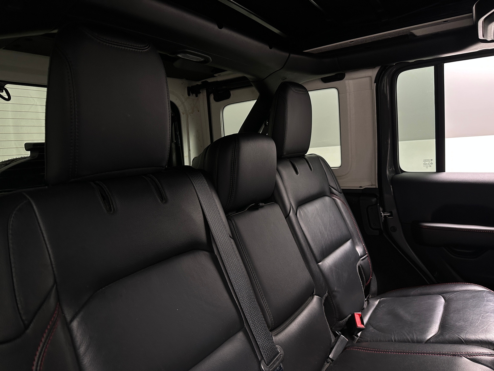 Thumbnail: 2021 Jeep Wrangler - 5