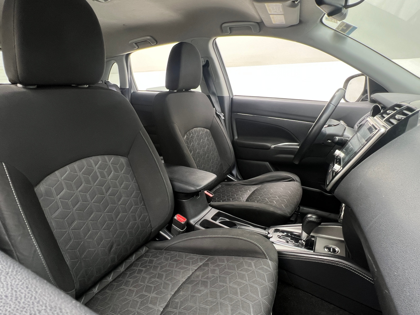 Thumbnail: 2021 Mitsubishi Outlander Sport - 2