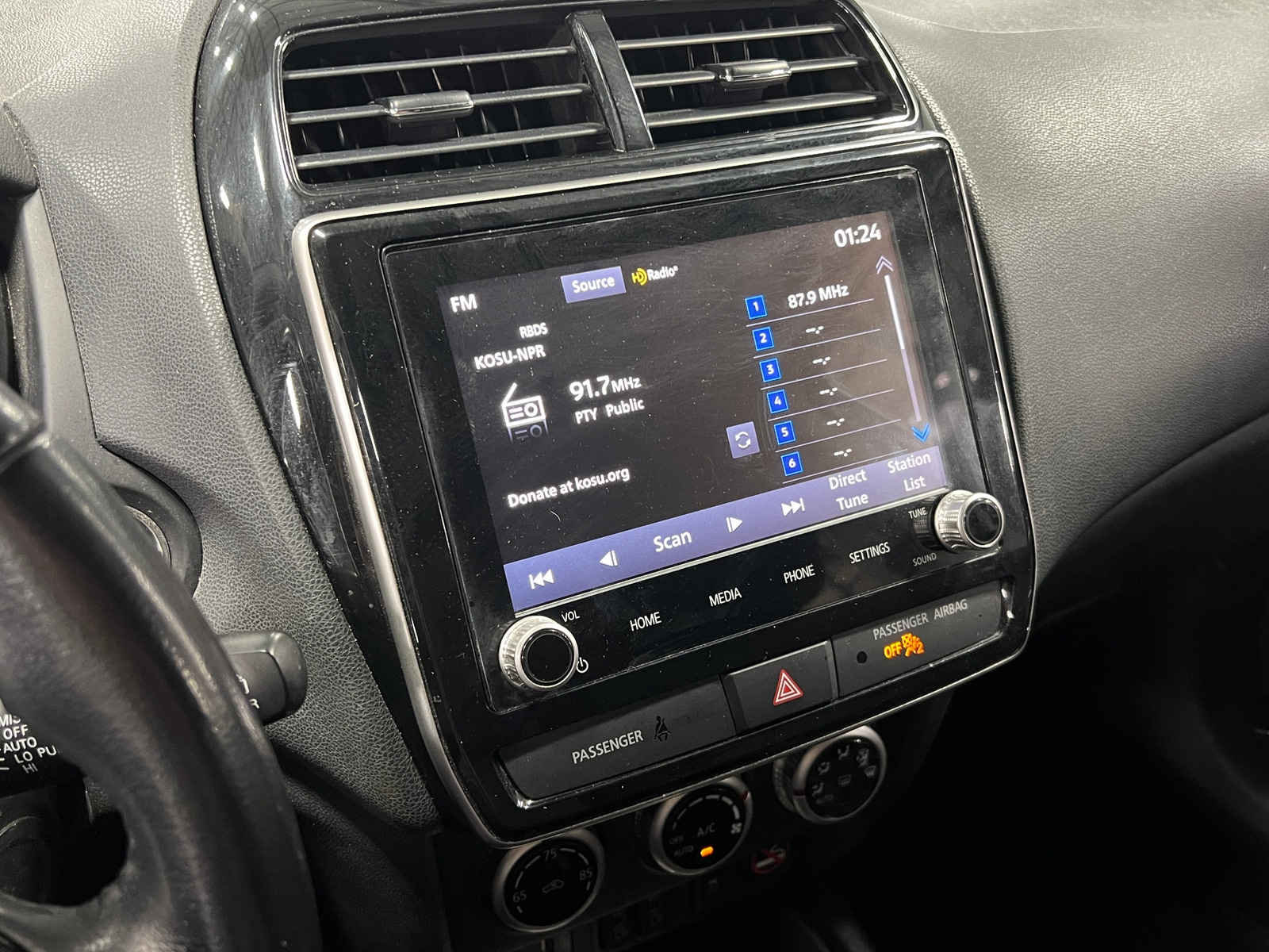 Thumbnail: 2021 Mitsubishi Outlander Sport - 4