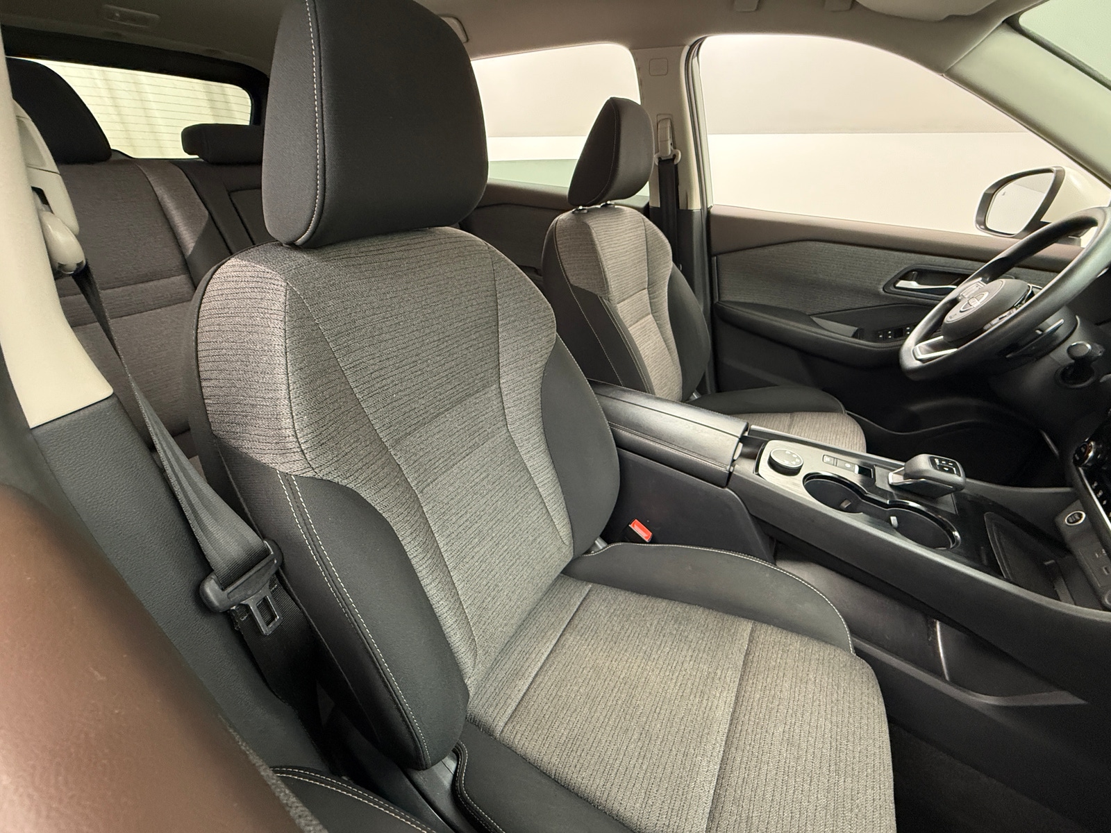 Thumbnail: 2022 Nissan Rogue - 2