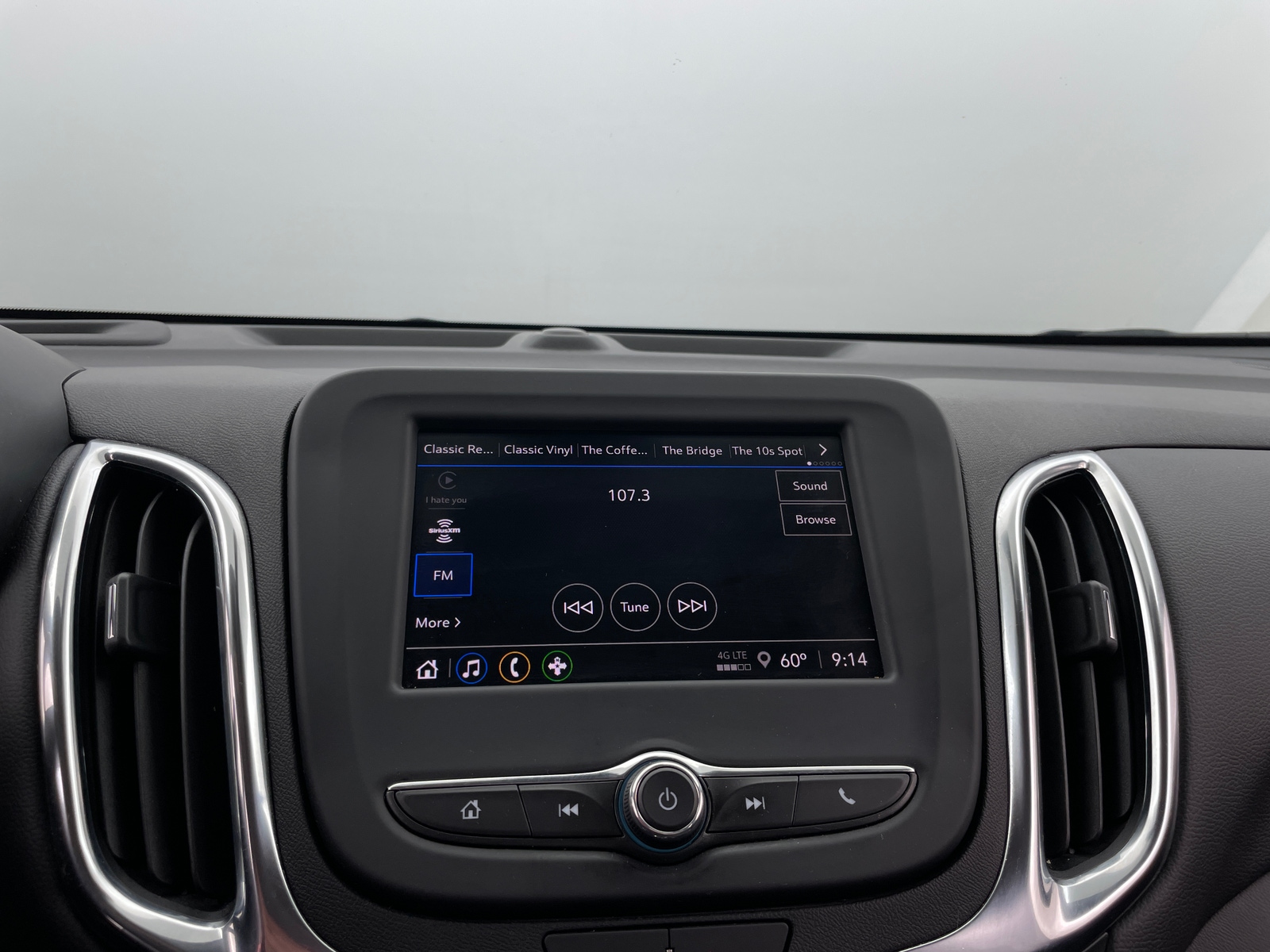 Thumbnail: 2023 Chevrolet Equinox - 4
