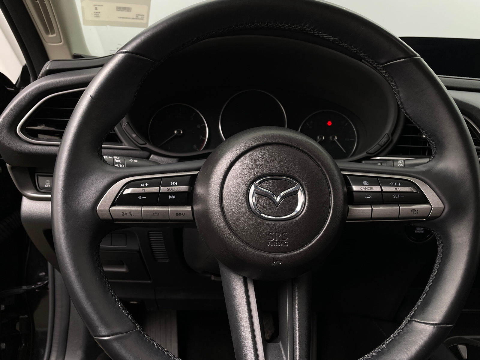 Thumbnail: 2022 Mazda CX-30 - 4