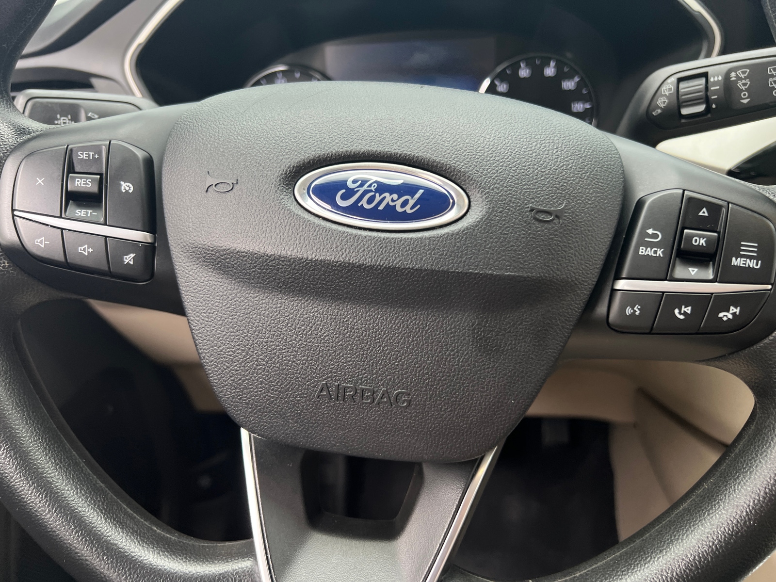 Thumbnail: 2021 Ford Escape - 5
