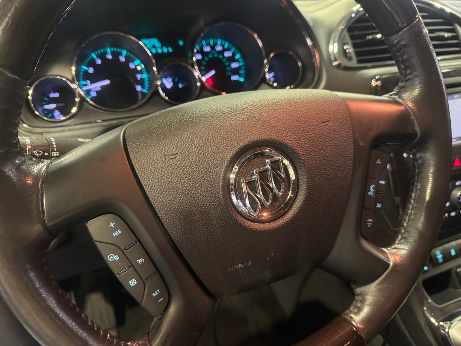 Thumbnail: 2015 Buick Enclave - 4