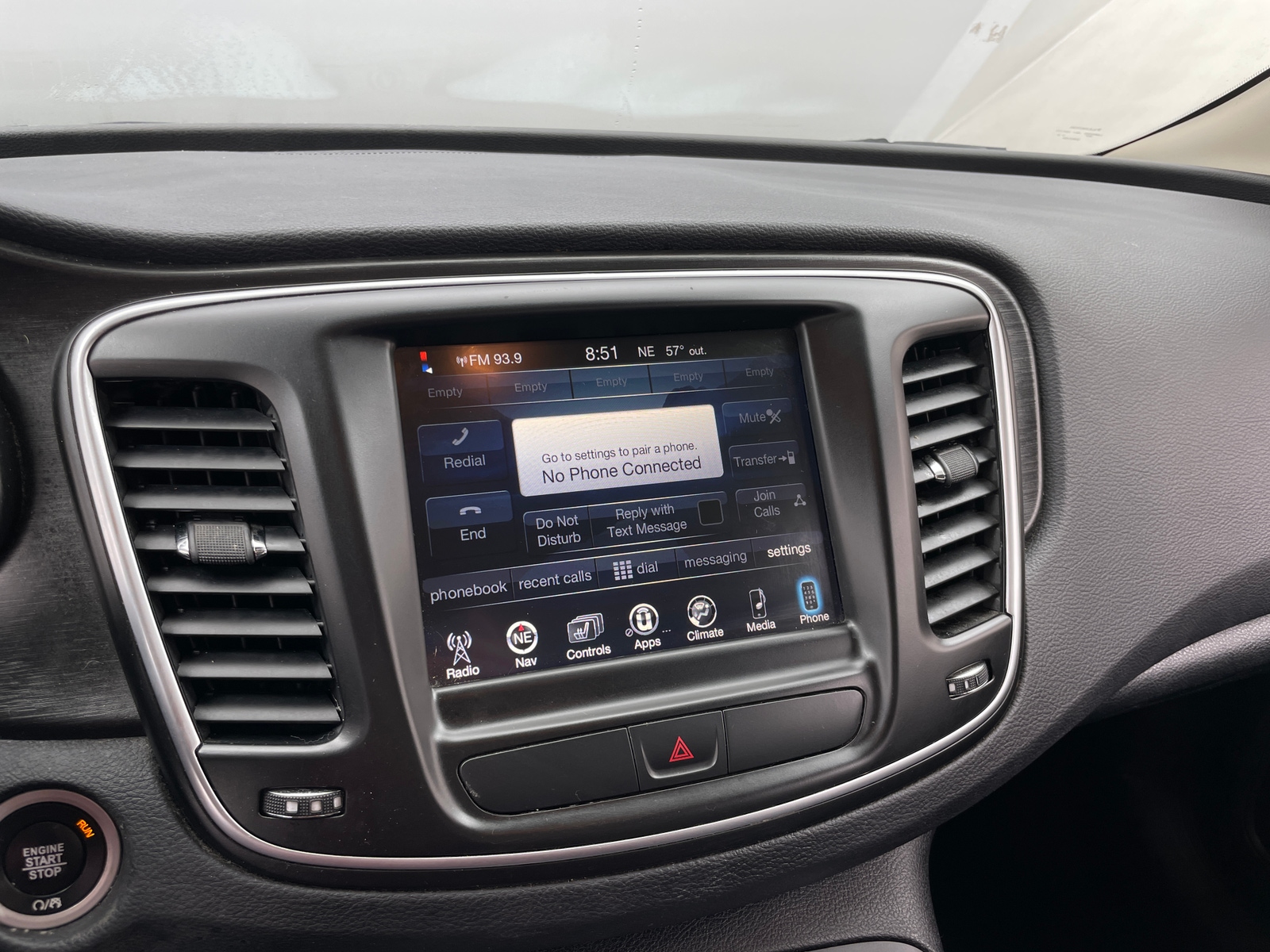 Thumbnail: 2017 Chrysler 200 - 3