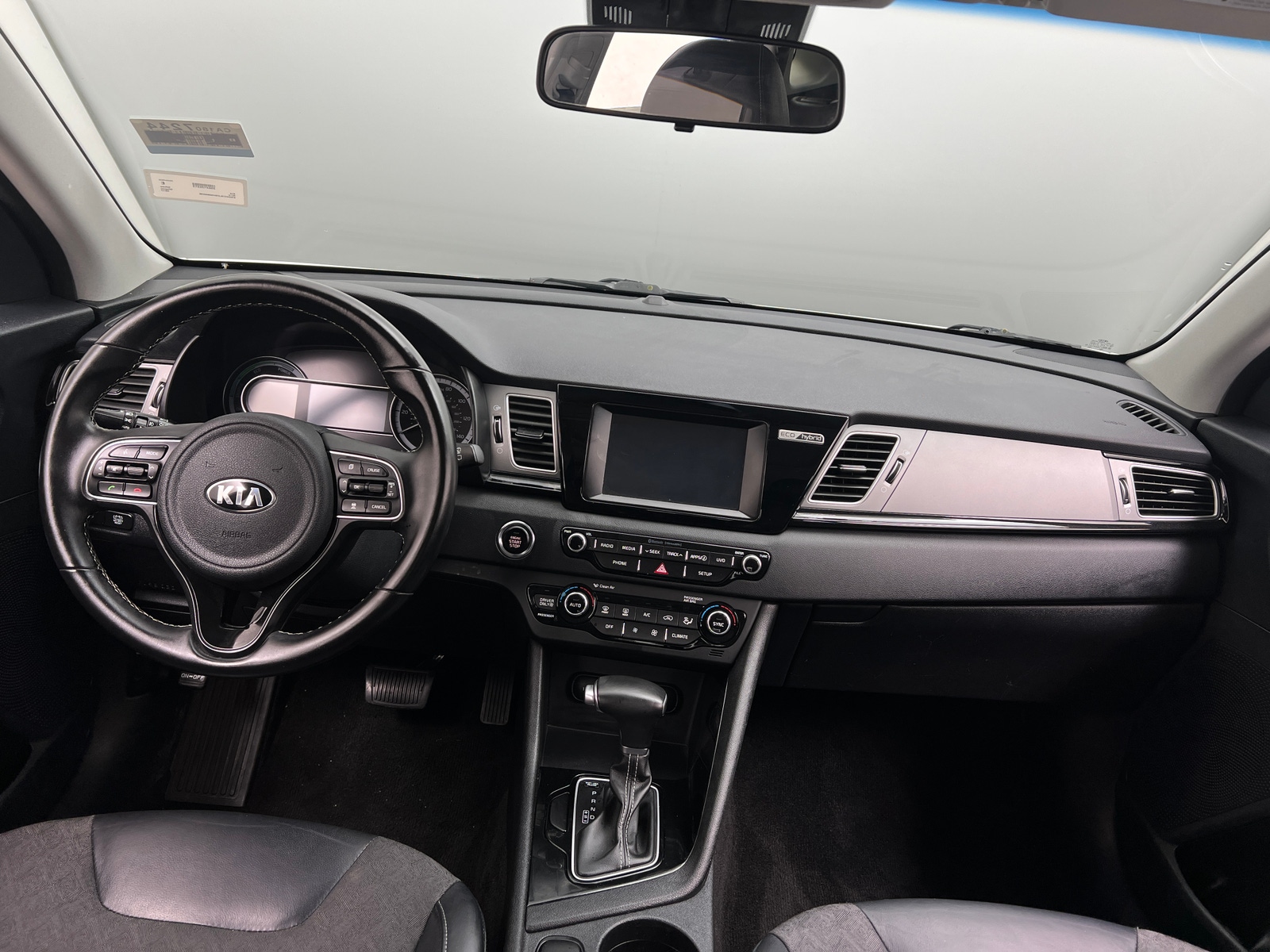 Thumbnail: 2017 Kia Niro - 2