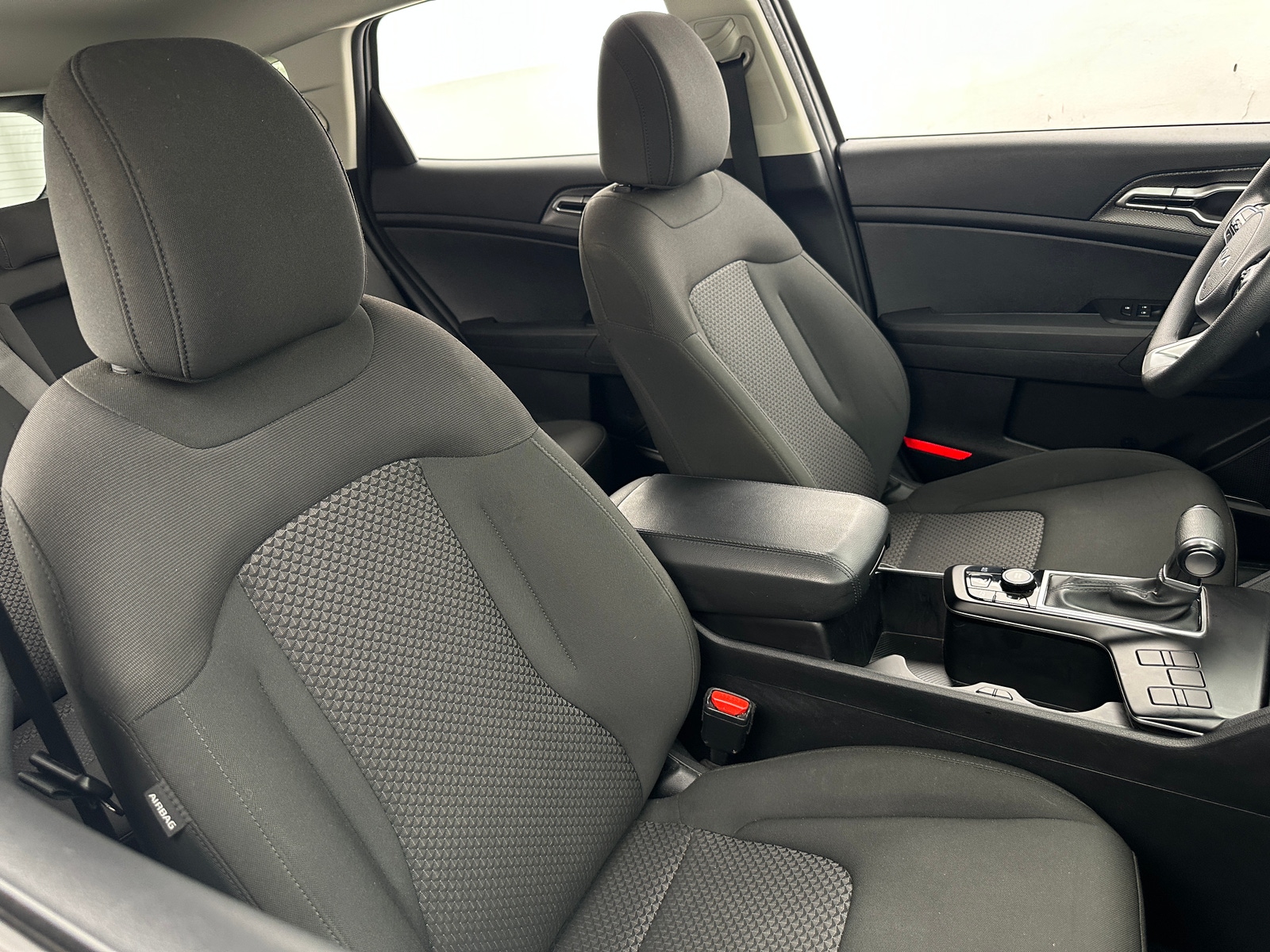 Thumbnail: 2025 Kia Sportage - 2