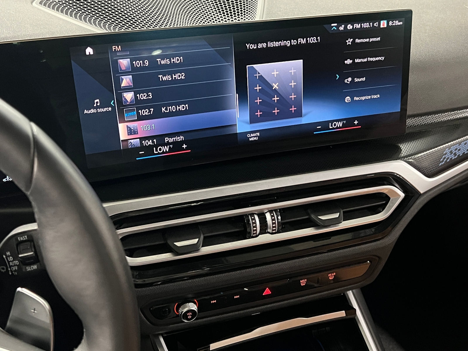 Thumbnail: 2023 BMW 2 Series - 2