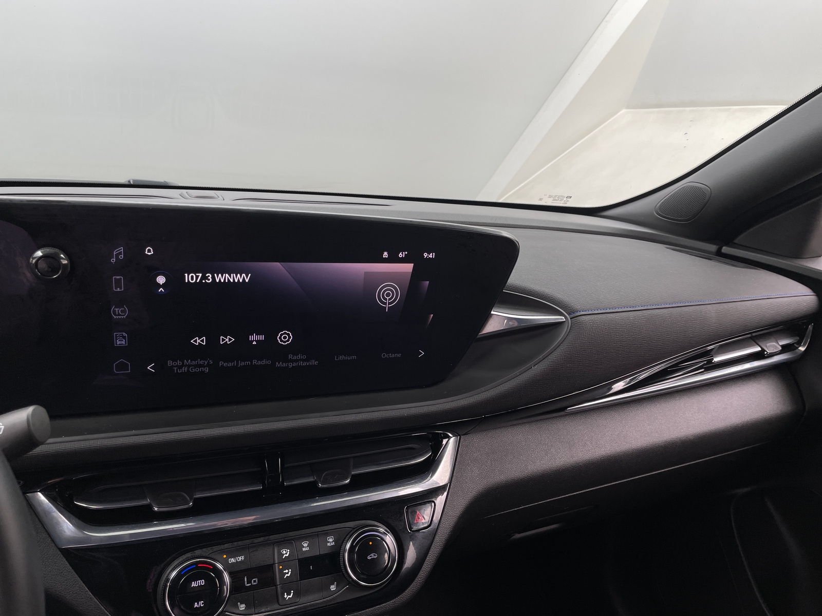 Thumbnail: 2025 Buick Envista - 3