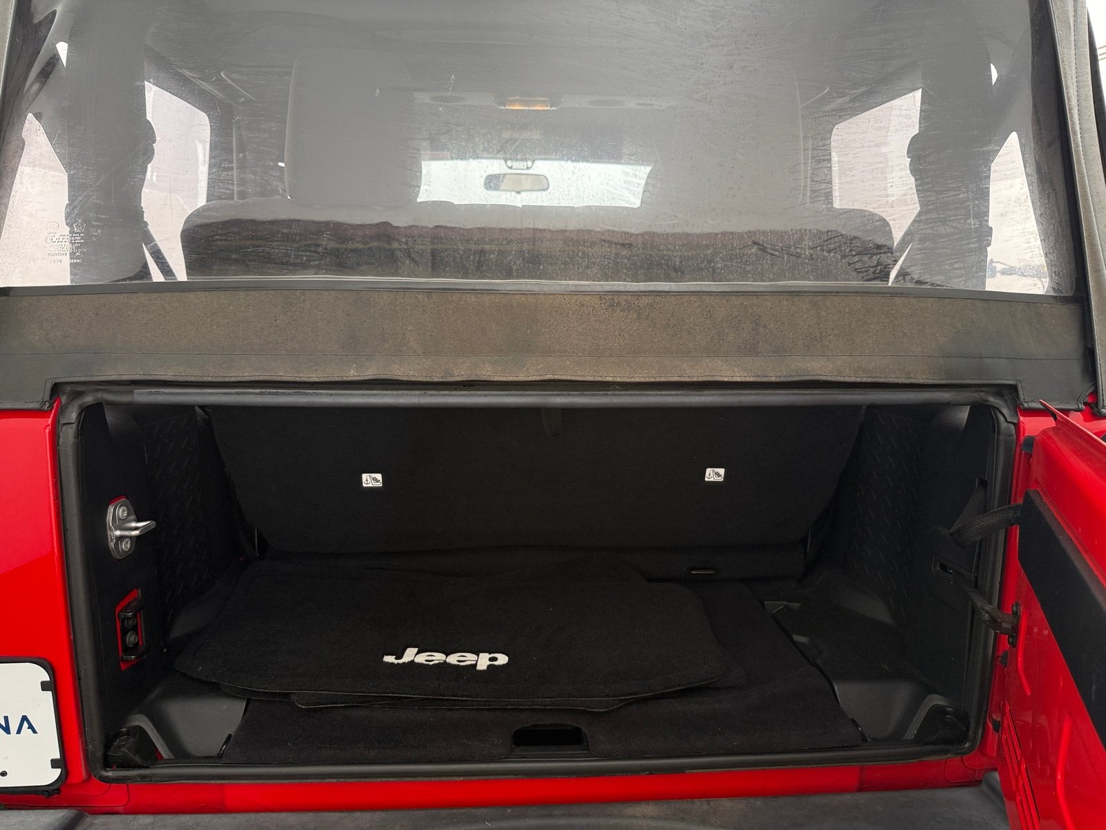 Thumbnail: 2016 Jeep Wrangler - 7
