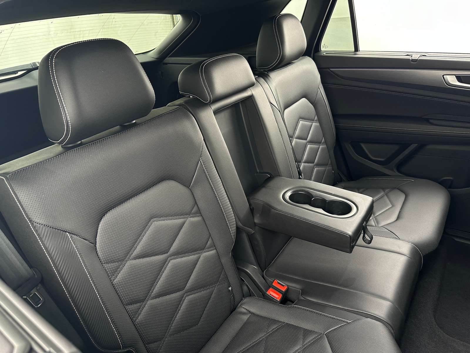 Thumbnail: 2024 Volkswagen Atlas - 5