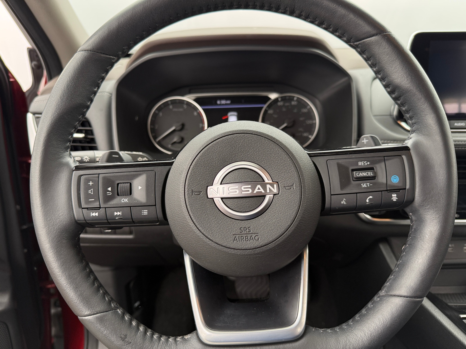 Thumbnail: 2022 Nissan Rogue - 4