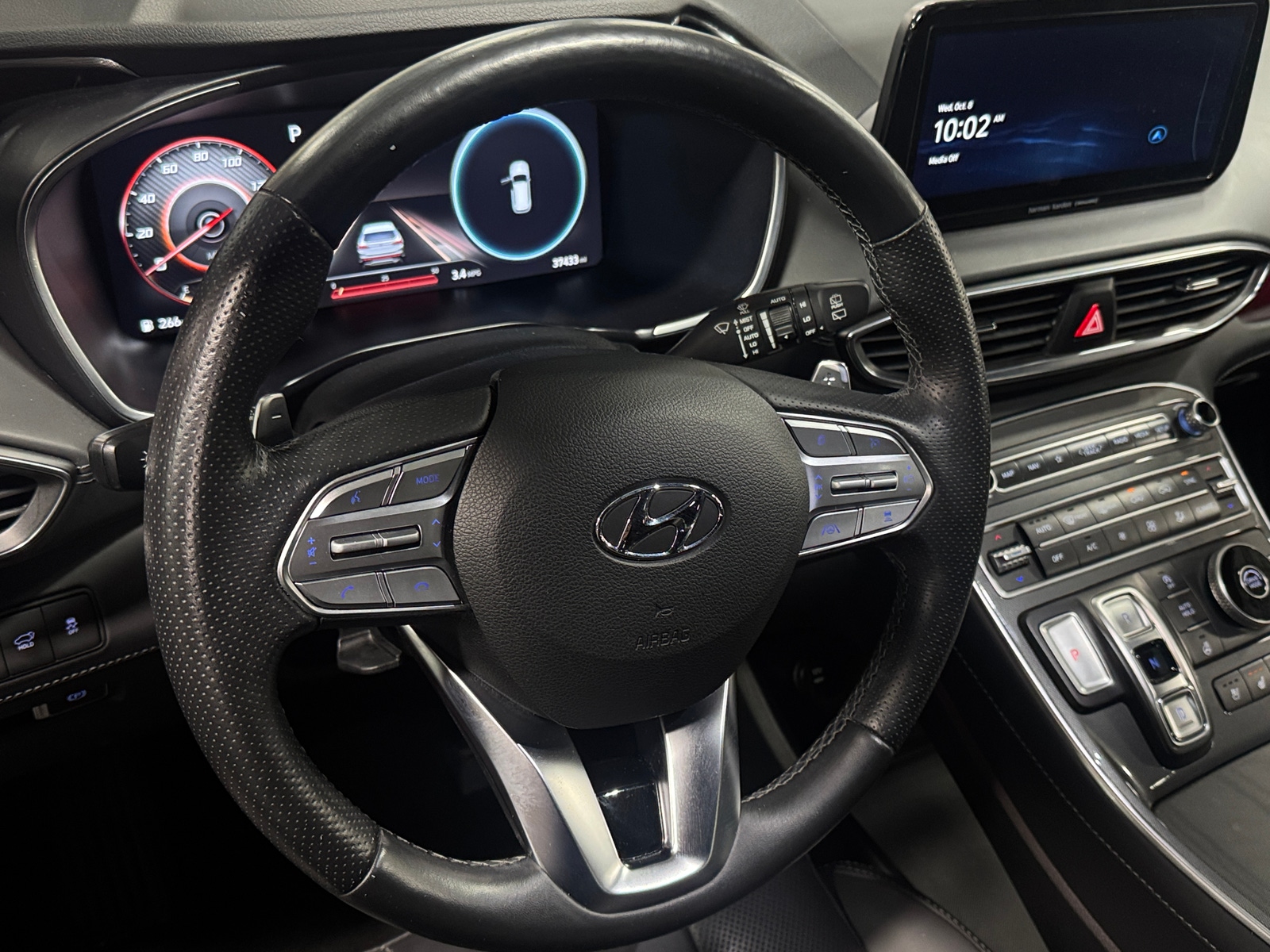 Thumbnail: 2023 Hyundai Santa Fe - 4