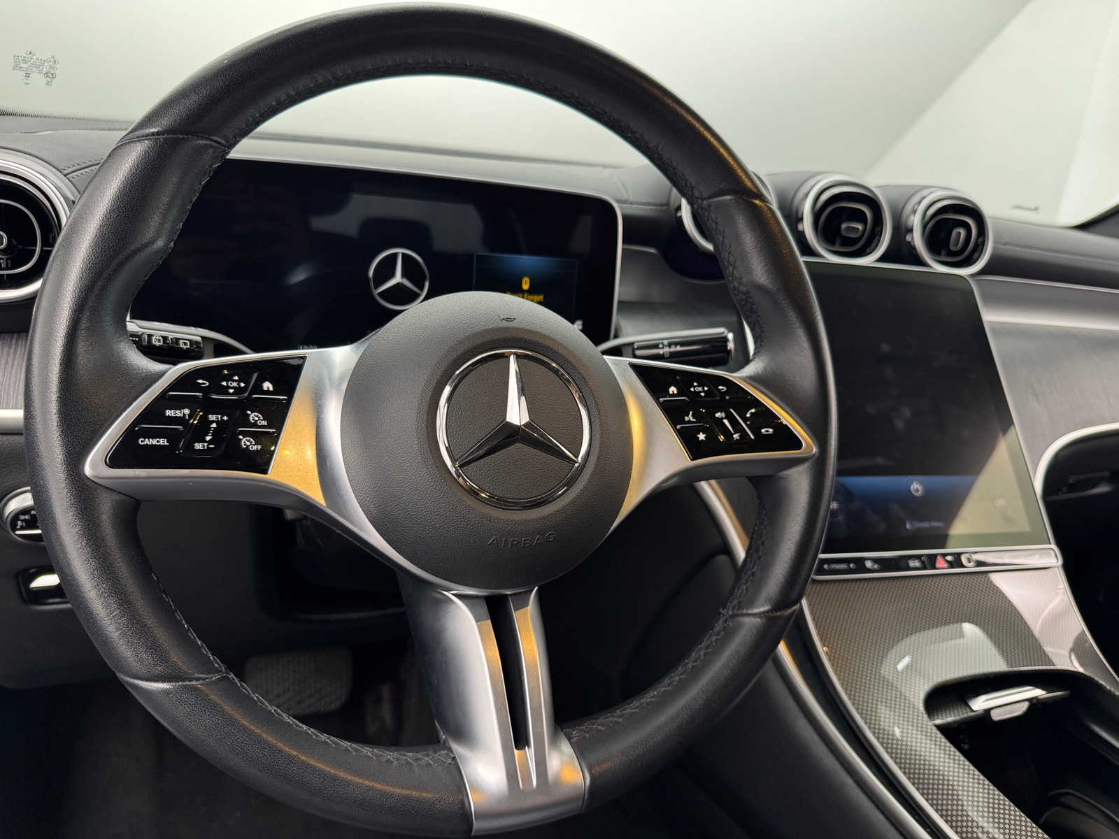 Thumbnail: 2024 Mercedes-Benz GLC - 4