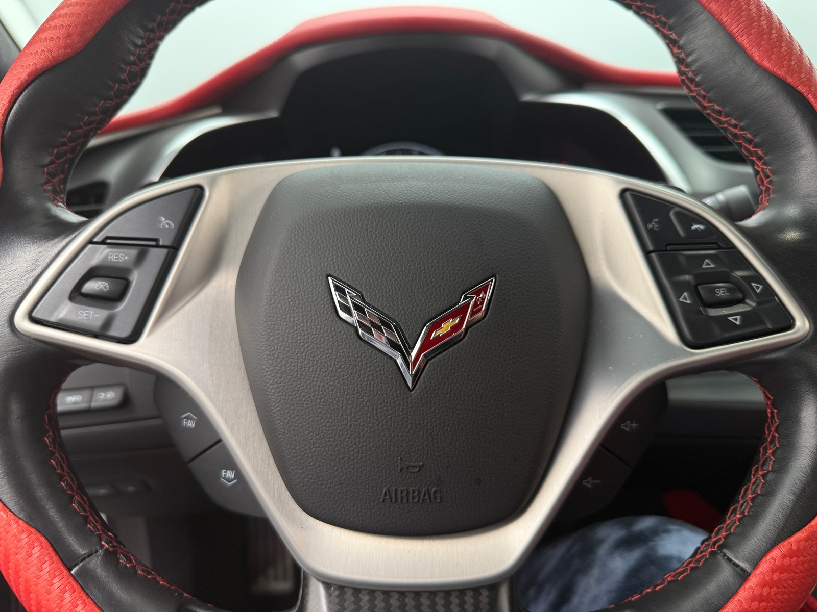 Thumbnail: 2015 Chevrolet Corvette - 3