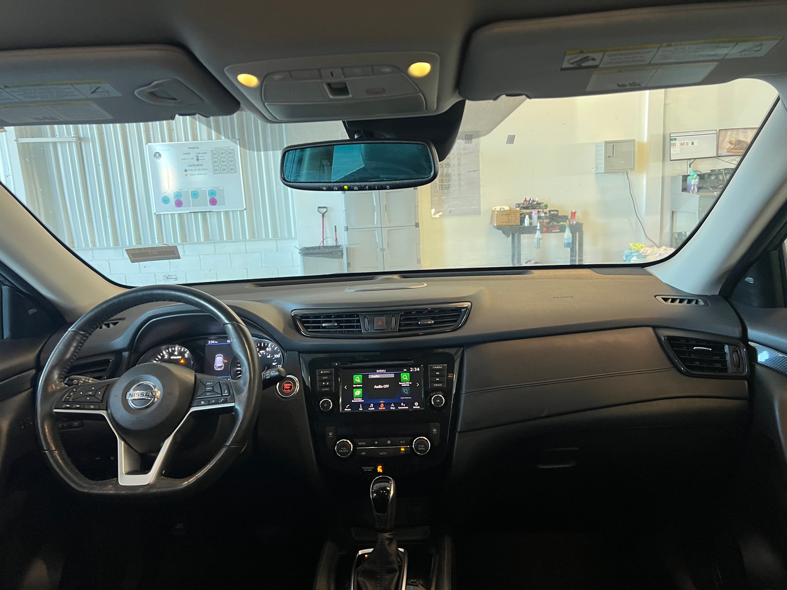 Thumbnail: 2018 Nissan Rogue - 2