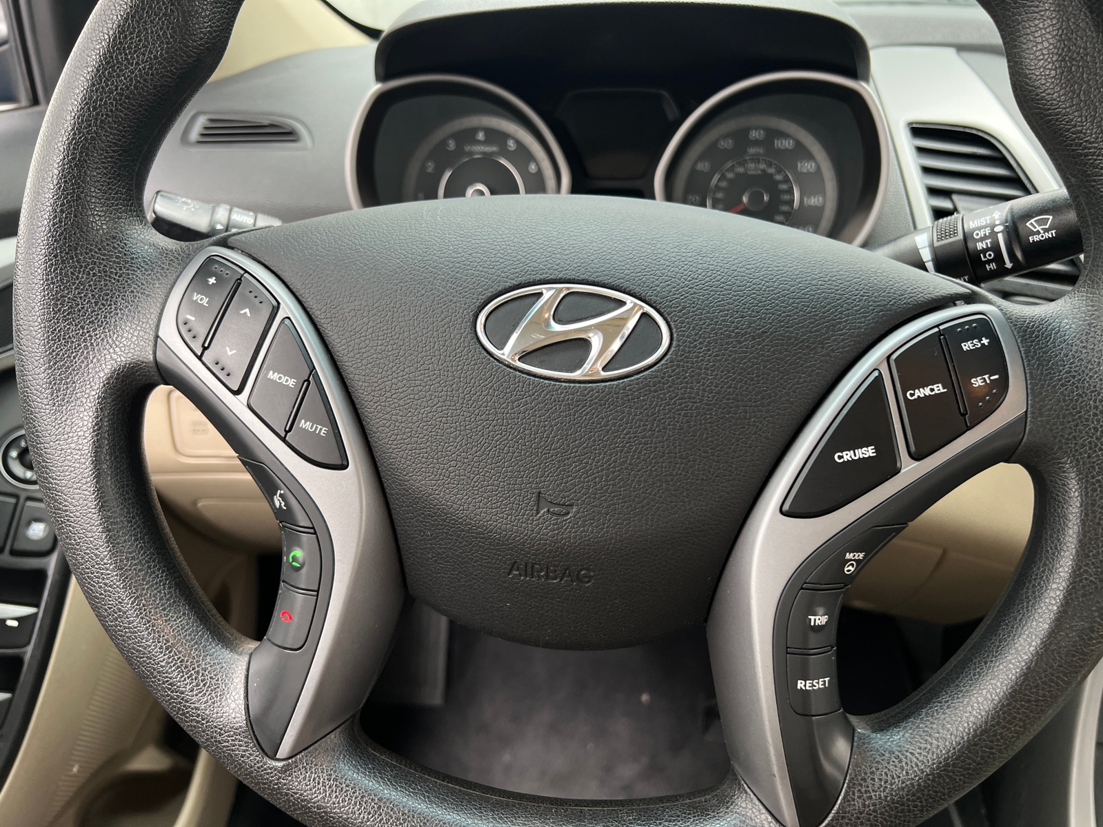 Thumbnail: 2015 Hyundai Elantra - 5