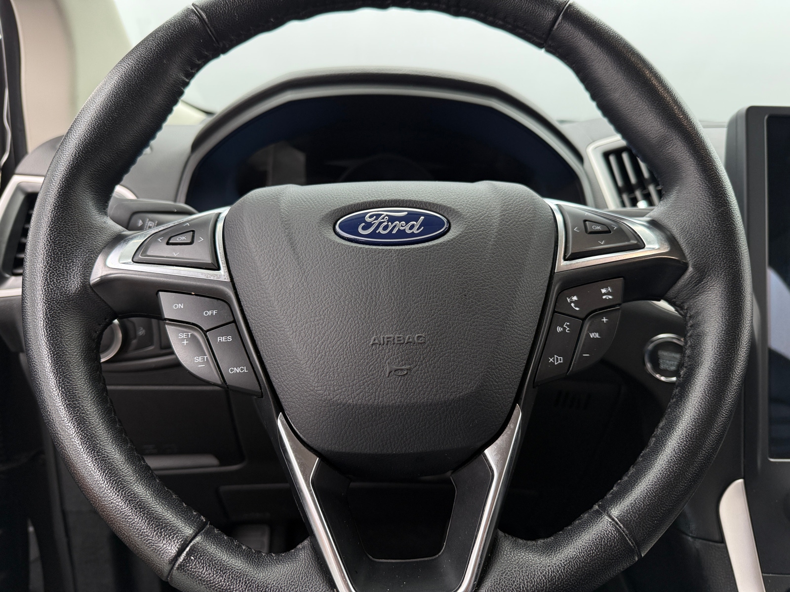 Thumbnail: 2024 Ford Edge - 4