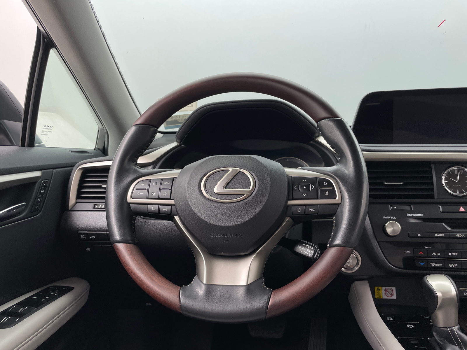 Thumbnail: 2021 Lexus RX - 4