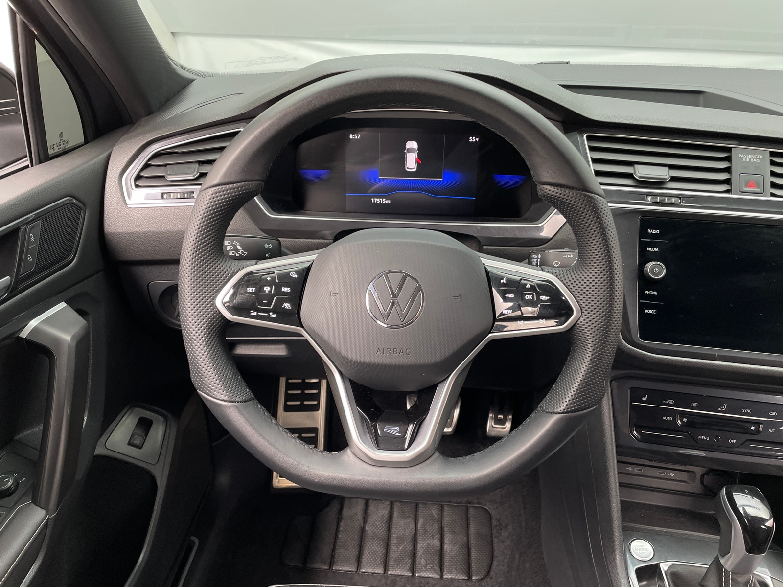 Thumbnail: 2024 Volkswagen Tiguan - 4