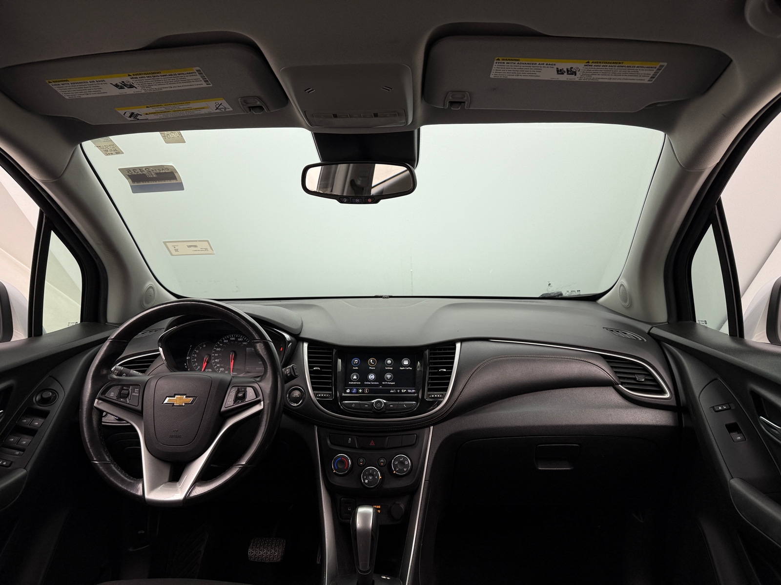 Thumbnail: 2018 Chevrolet Trax - 3