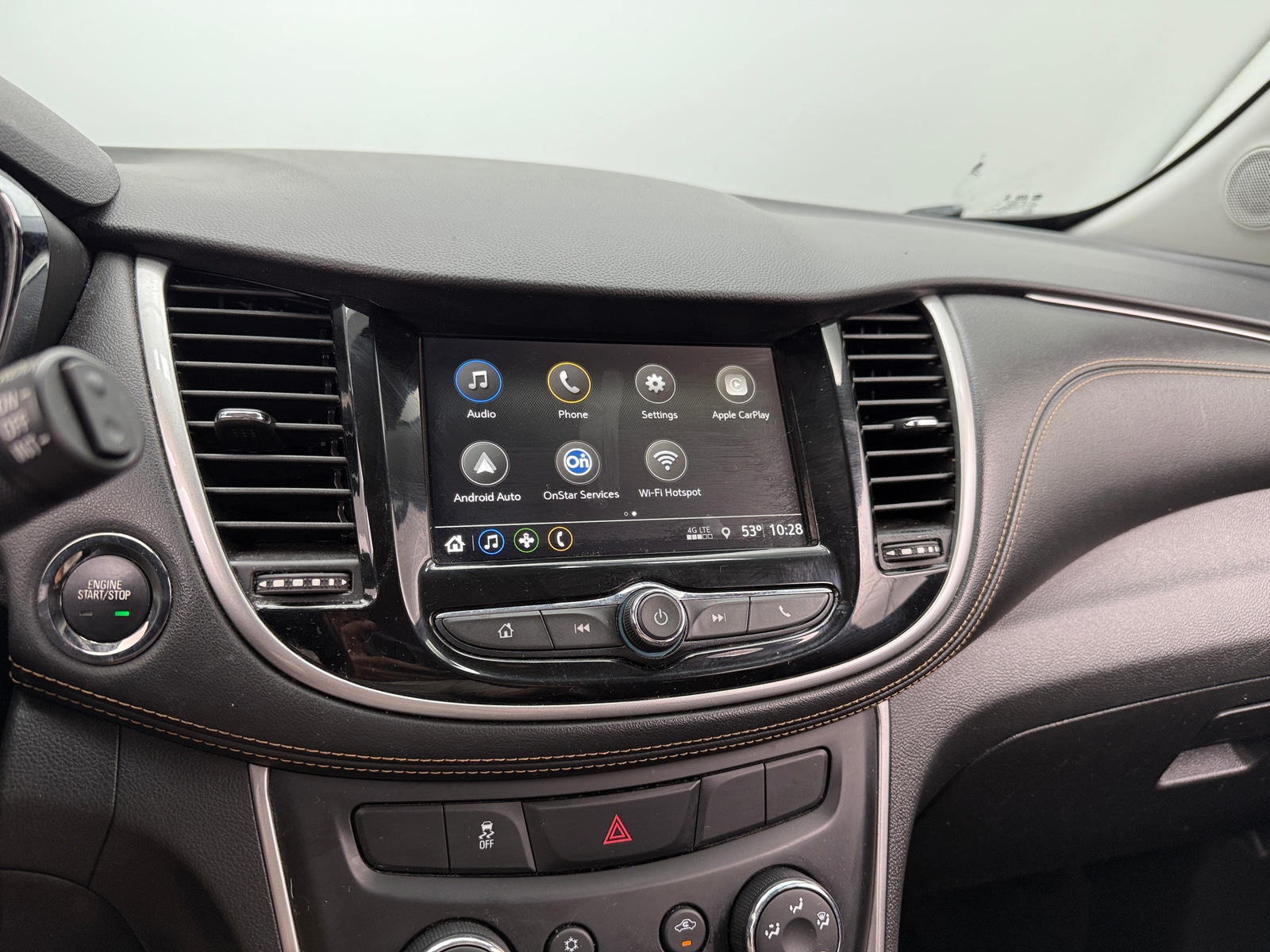 Thumbnail: 2018 Chevrolet Trax - 4