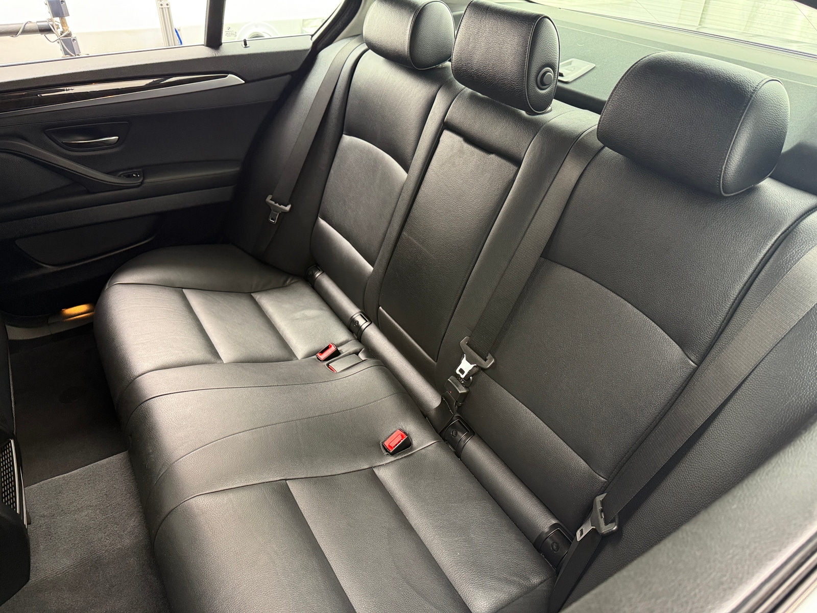 Thumbnail: 2016 BMW 5 Series - 5