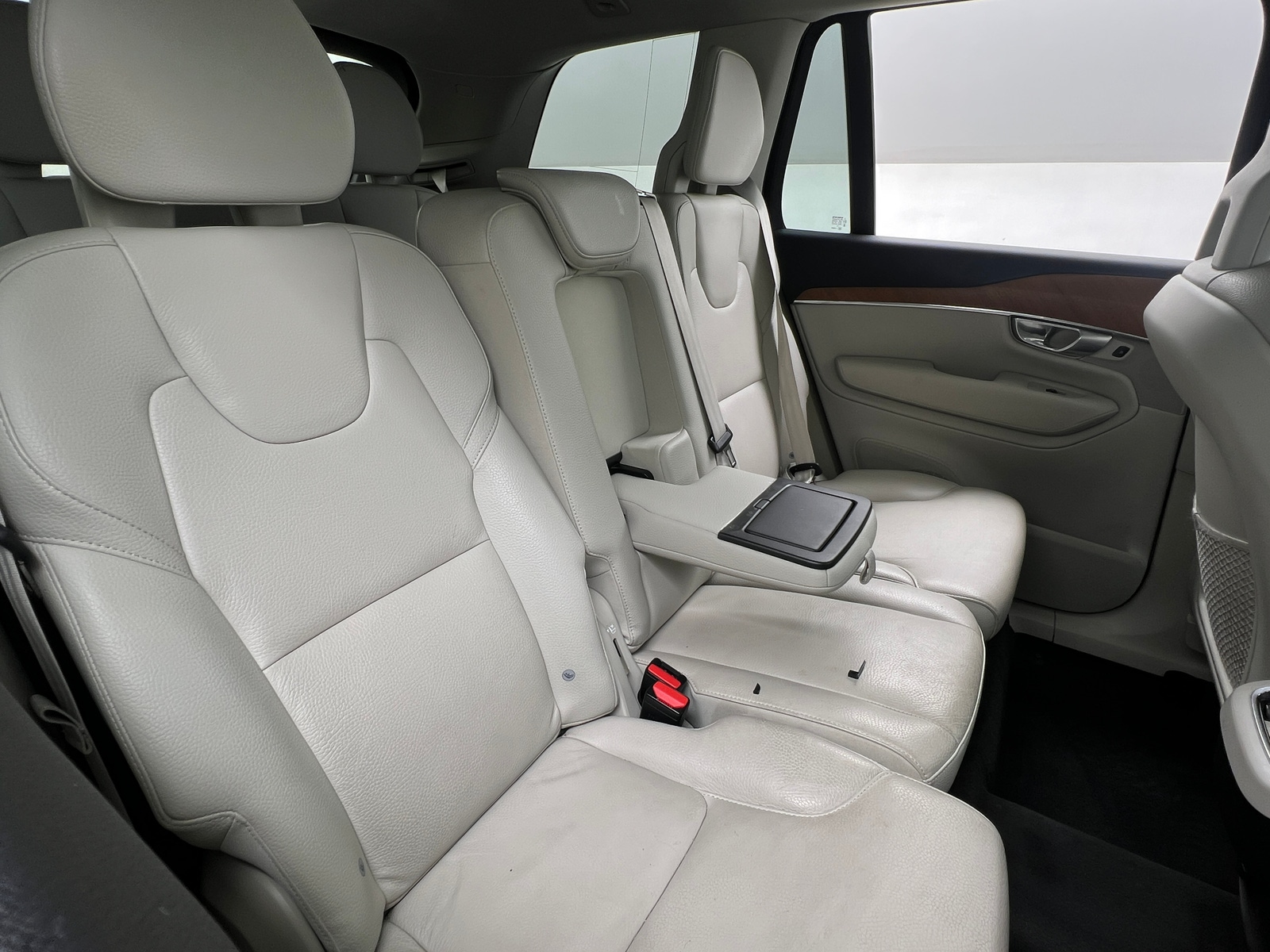 Thumbnail: 2022 Volvo XC90 - 5