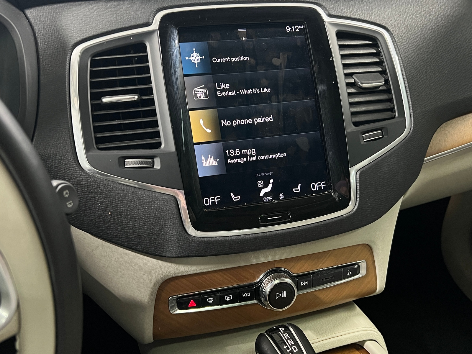 Thumbnail: 2022 Volvo XC90 - 3