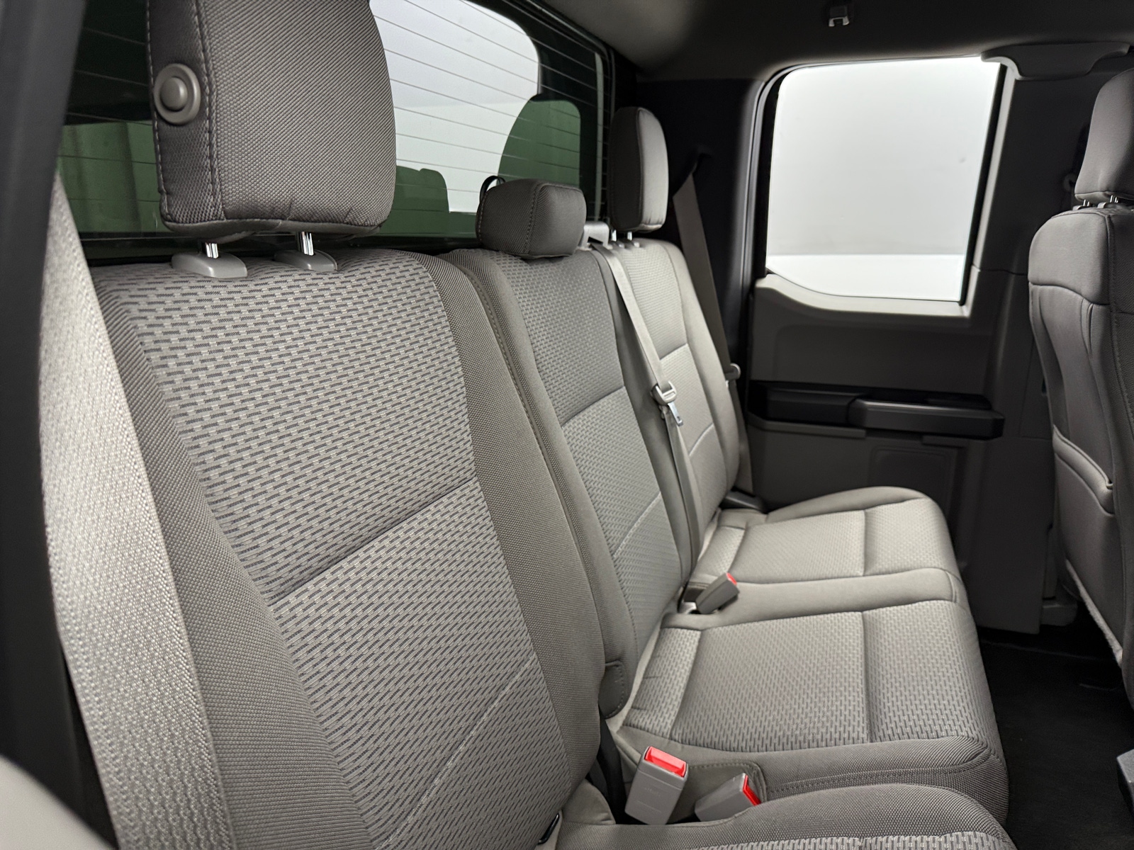 Thumbnail: 2019 Ford Econoline - 6