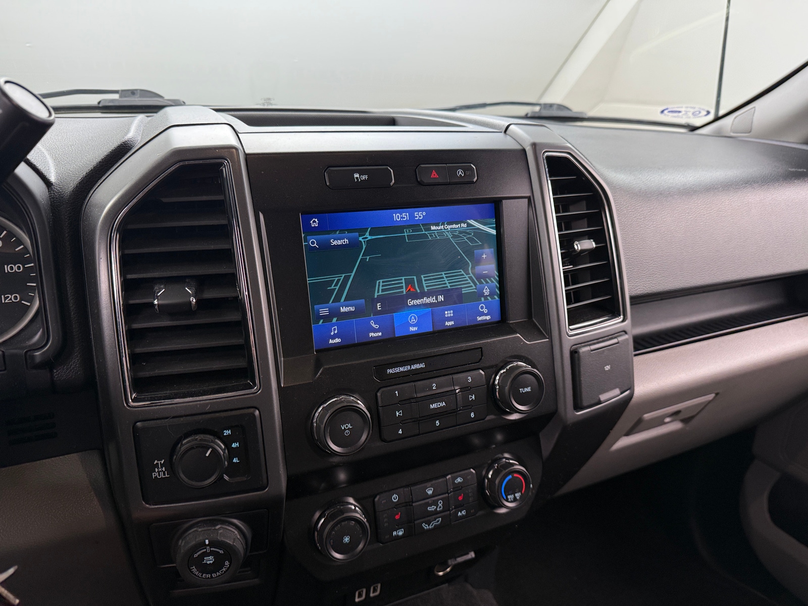 Thumbnail: 2019 Ford Econoline - 4