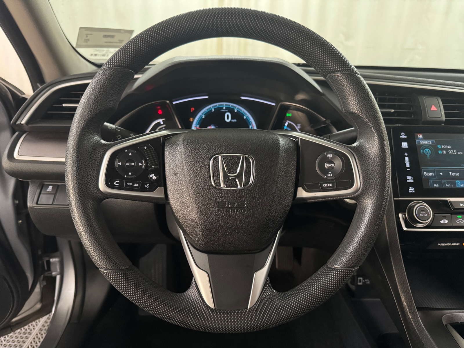 Thumbnail: 2017 Honda Civic - 5
