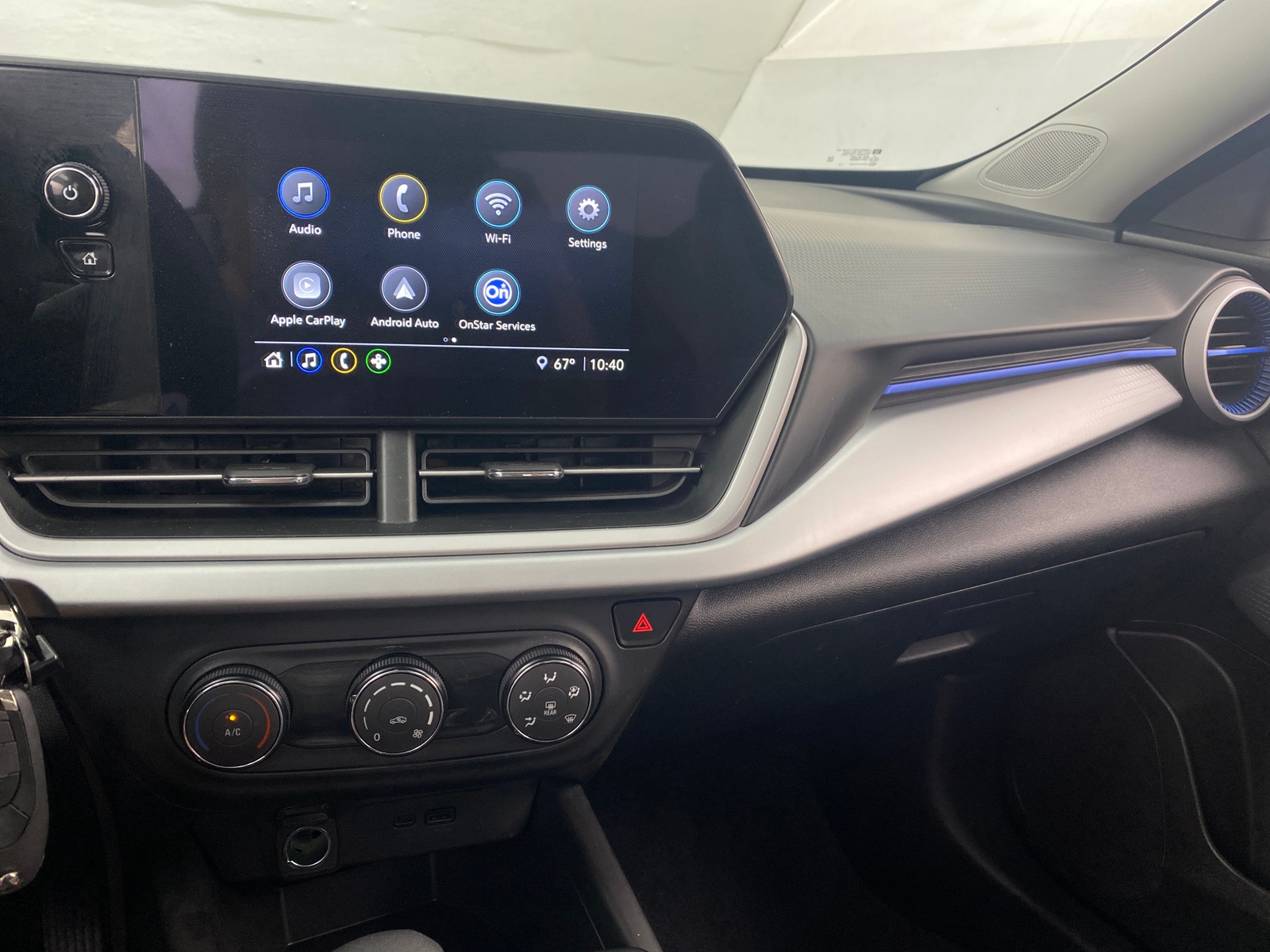 Thumbnail: 2025 Chevrolet Trax - 4